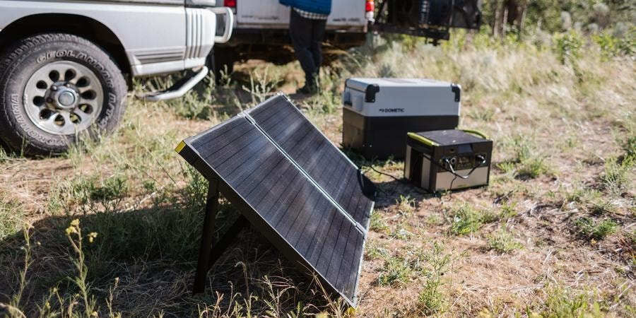 Outdoor Adventure: Selecting Solar Chargers and Portable Power Solutions