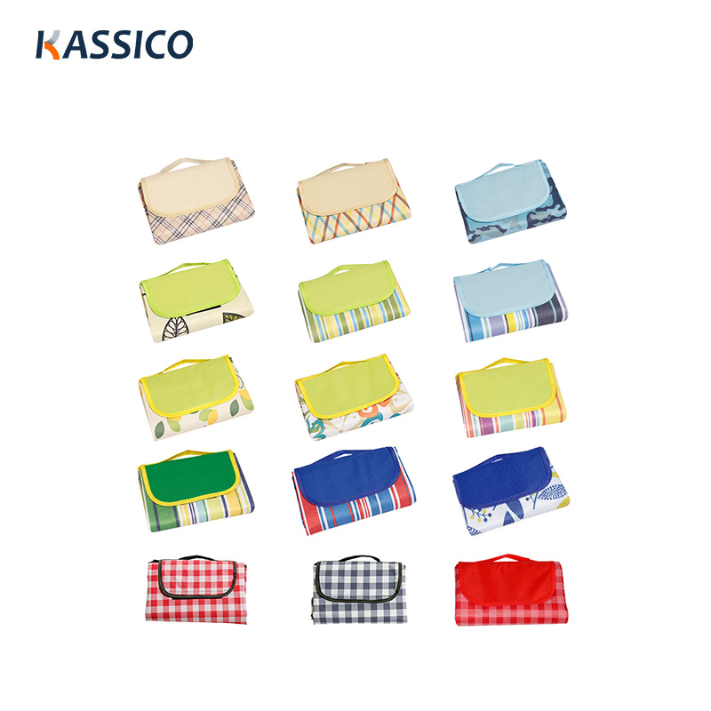 30 Design Outdoor Folded Oxford Picnic Mats & Beach Pads