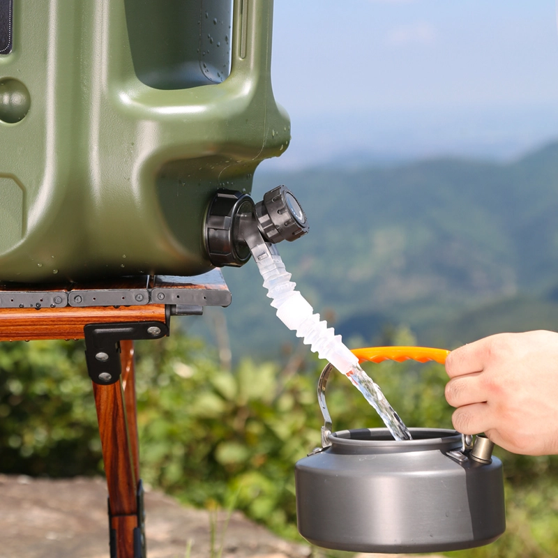 28L PE Material Outdoor Water tank with Wheels and Faucet Suitable